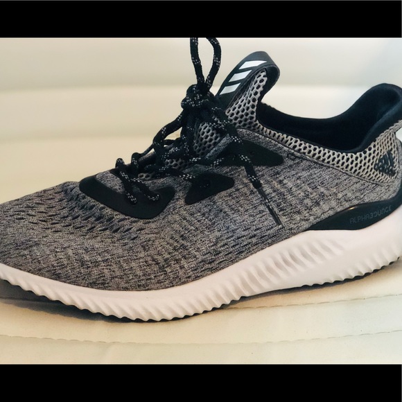 Alphabounce 9.5 US Grey and Black Mesh - Picture 2 of 4